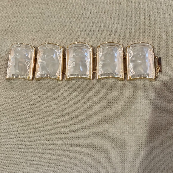 Lalique NYSA Enfant Cherub cuff bracelet - Picture 6 of 7